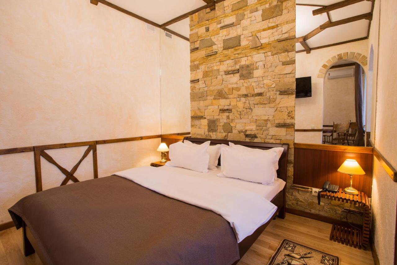 Spa-Hotel Myslyvskiy Dvir Kiew Zimmer foto